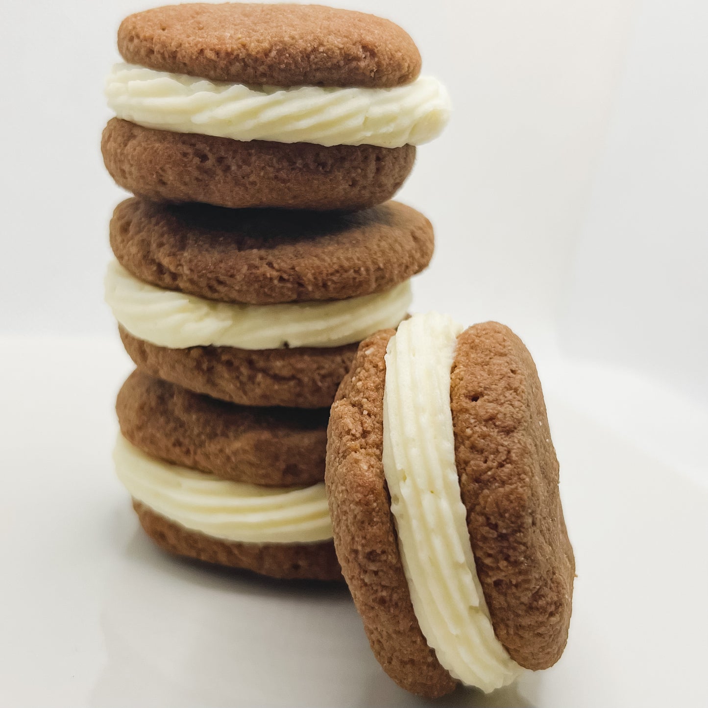 Chocolate Crème Whoopie Pies