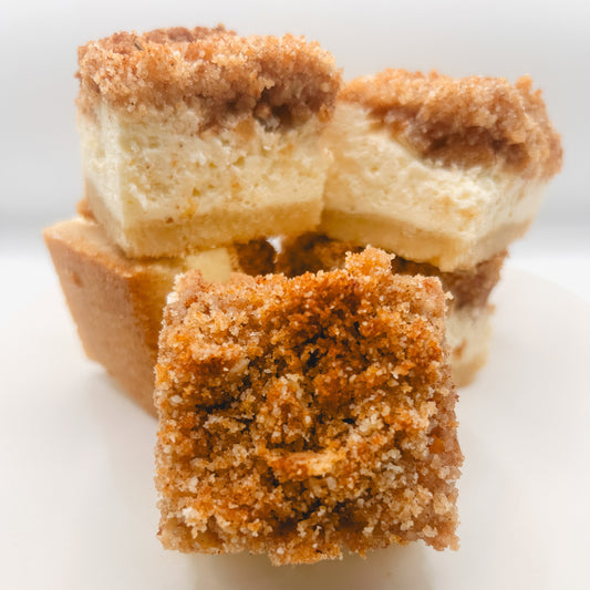 Meet Your New Fall Favorite: Dutch Apple Cheesecake Bars!